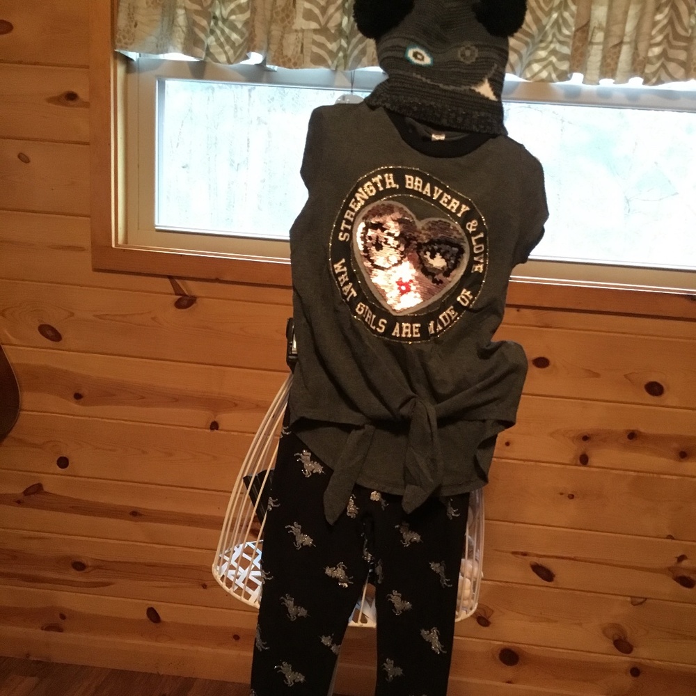 Girls 3 pieces: Tee, leggings & cap